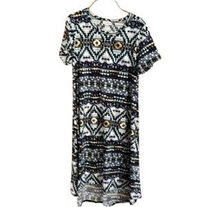 #311 LuLaRoe Carly Medium dress